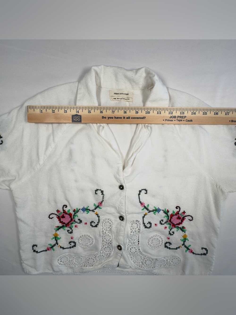 Urban Outfitters Cropped Top M Cross Stitch Floral Crochet Lace Cottagecore - Picture 11 of 16